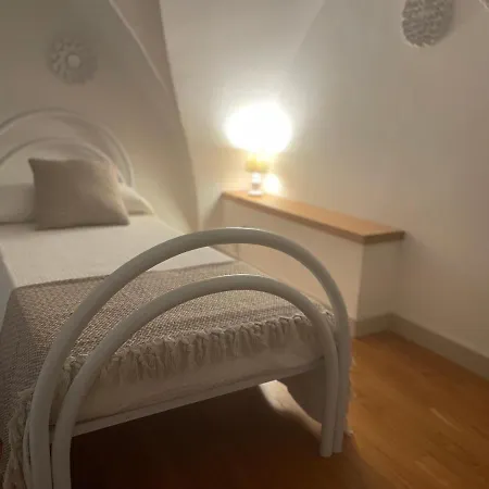 Bed and Breakfast Le Dimore Del Portico 4*