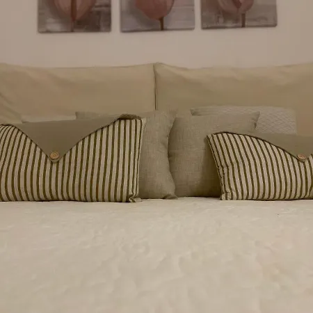 Le Dimore Del Portico Bed and Breakfast 4*