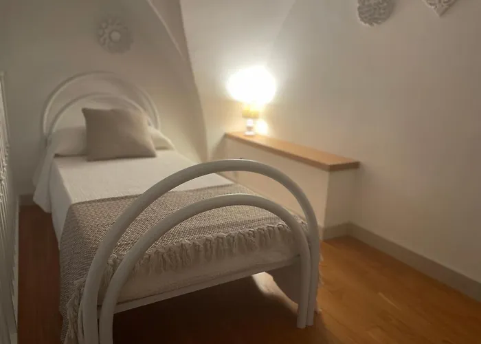 Bed & Breakfast Le Dimore Del Portico 4*